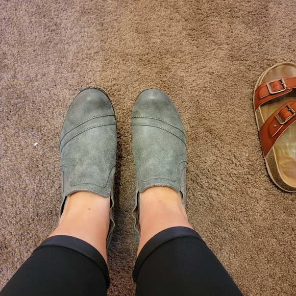 Distressed Grey booties - Picture 10 of 13